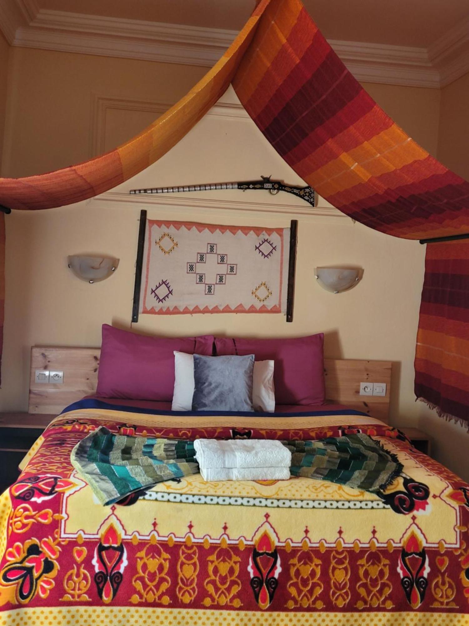 Chambre D'Hotes Aya Узуд Экстерьер фото