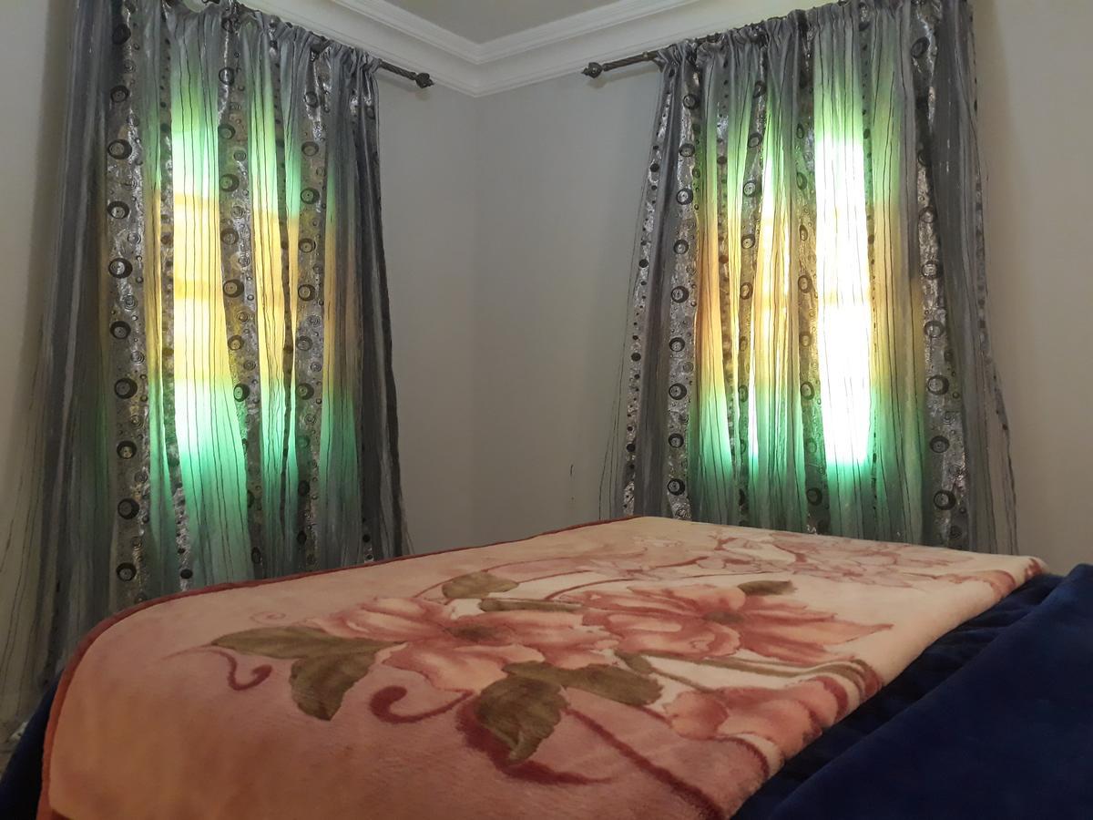 Chambre D'Hotes Aya Узуд Экстерьер фото