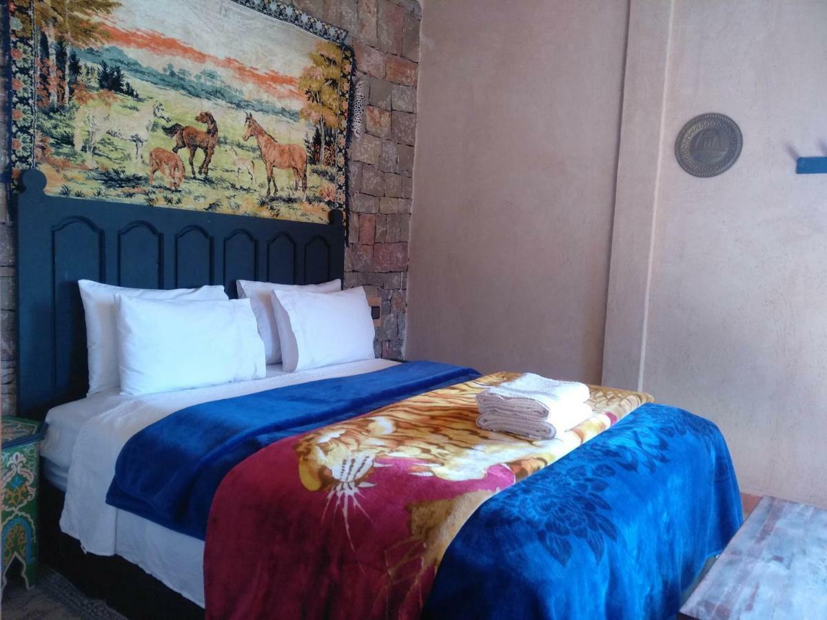 Chambre D'Hotes Aya Узуд Экстерьер фото